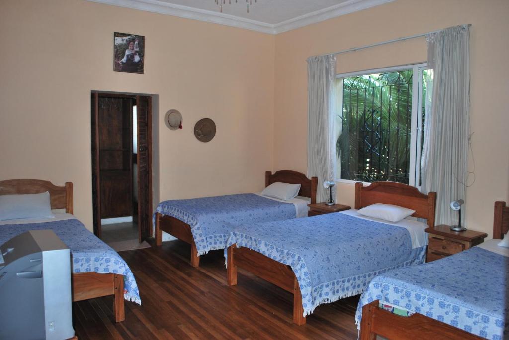 Travellers Inn Quito Rum bild
